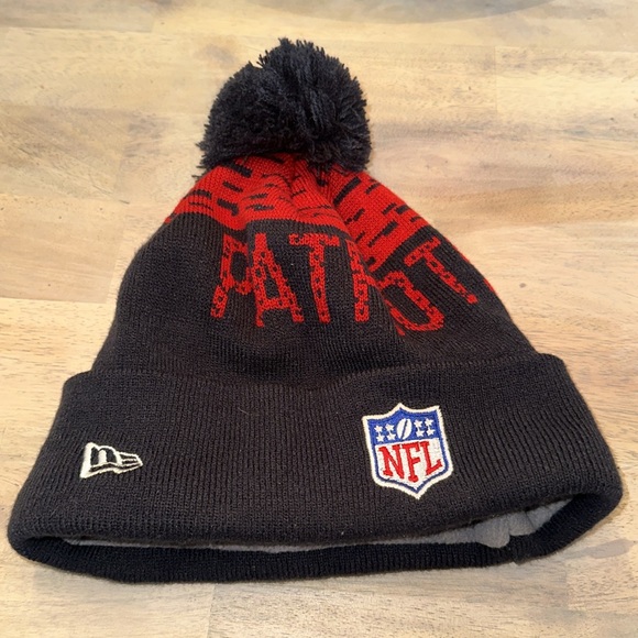 NFL Patriots New Era Beanie Cap - Picture 2 of 3